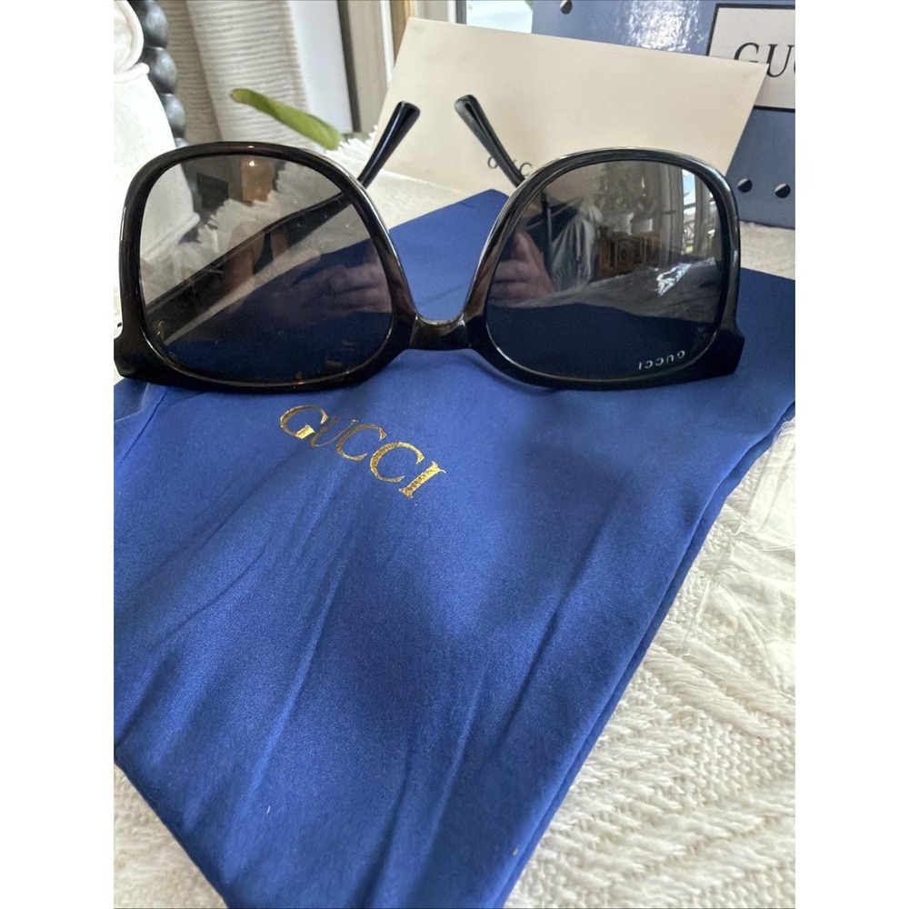 Authentic Gucci Women's Sunglasses With Case Set
